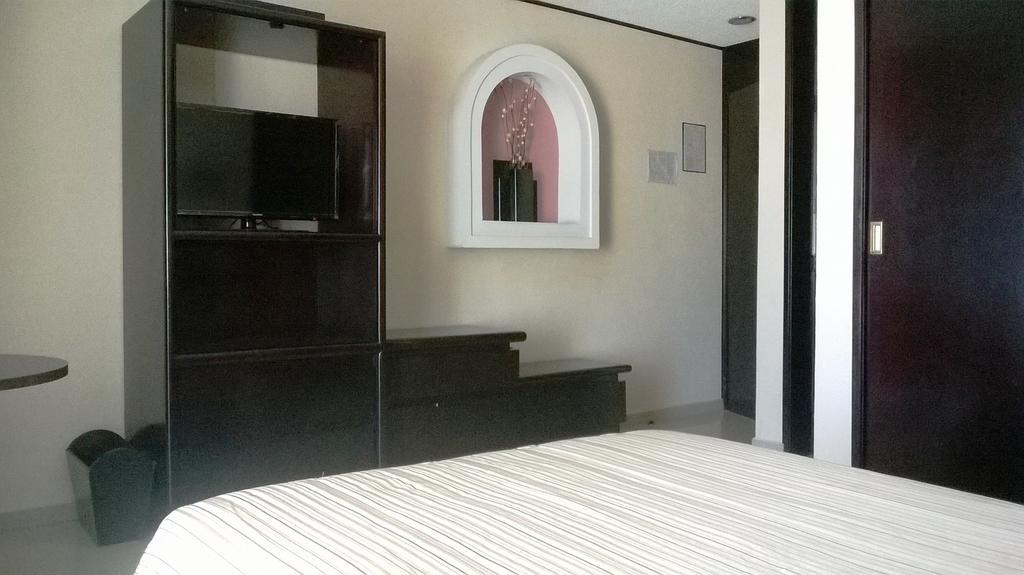 Hotel Mary Celaya  Værelse billede
