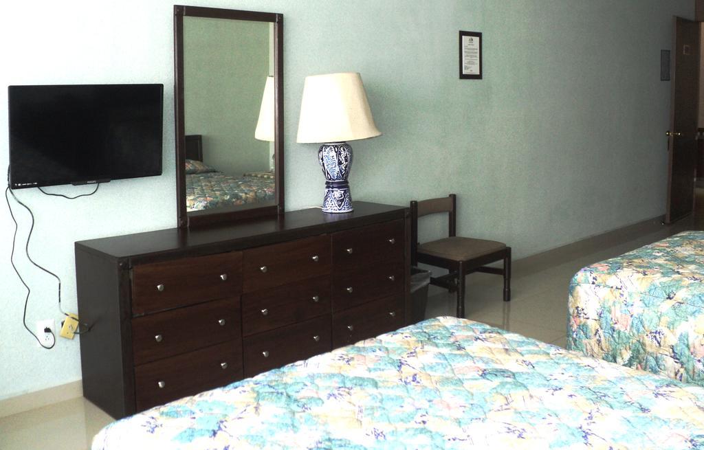 Hotel Mary Celaya  Værelse billede